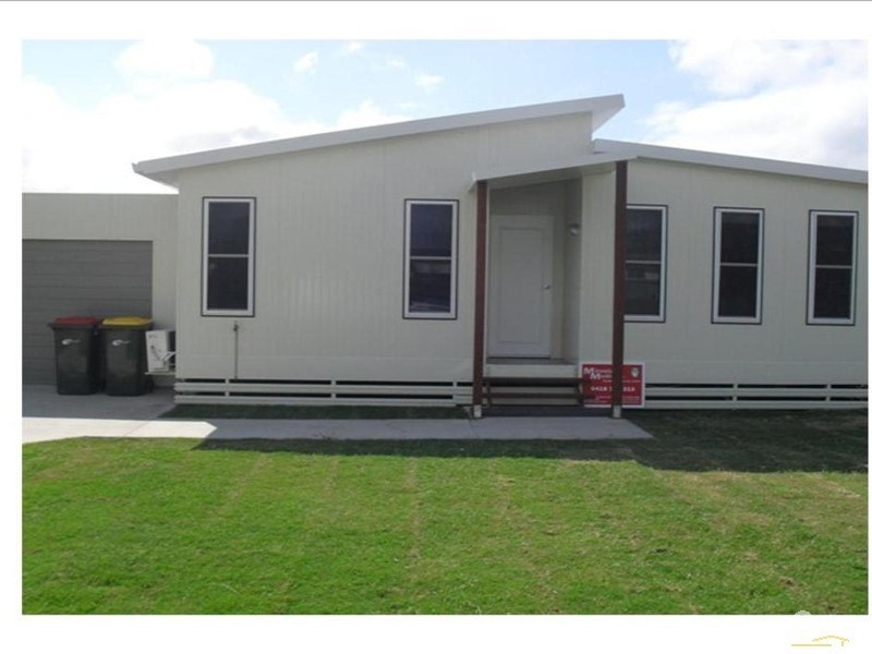 3 Bauhinia Street, Blackwater QLD 4717