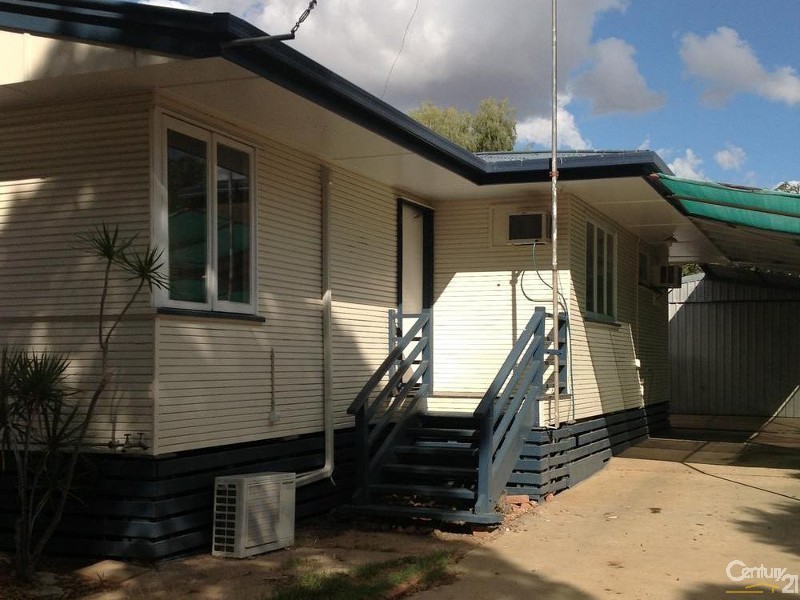 20  Talbot Street, Blackwater QLD 4717