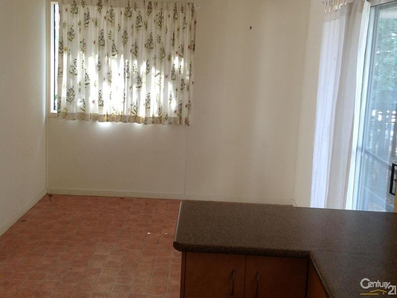 20  Talbot Street, Blackwater QLD 4717