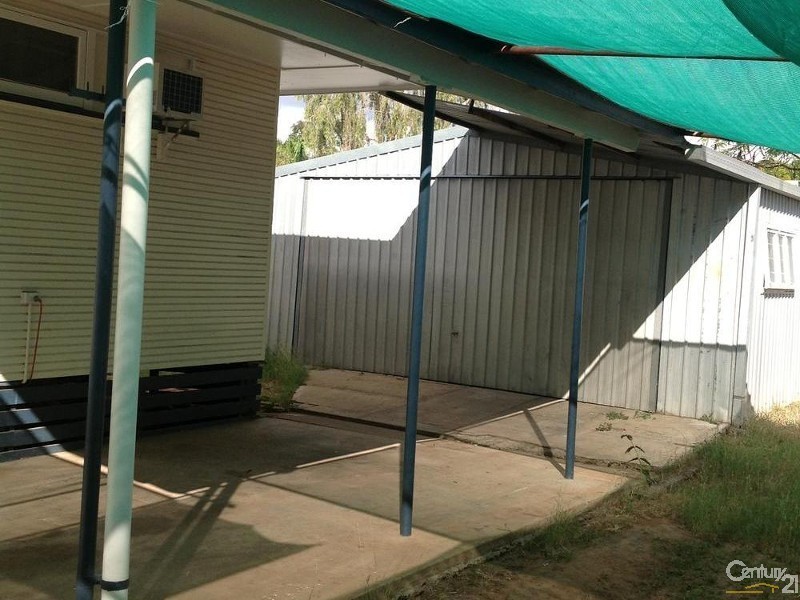 20  Talbot Street, Blackwater QLD 4717