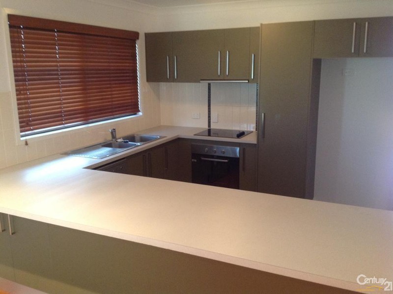 18 Rogers Street, Emerald QLD 4720