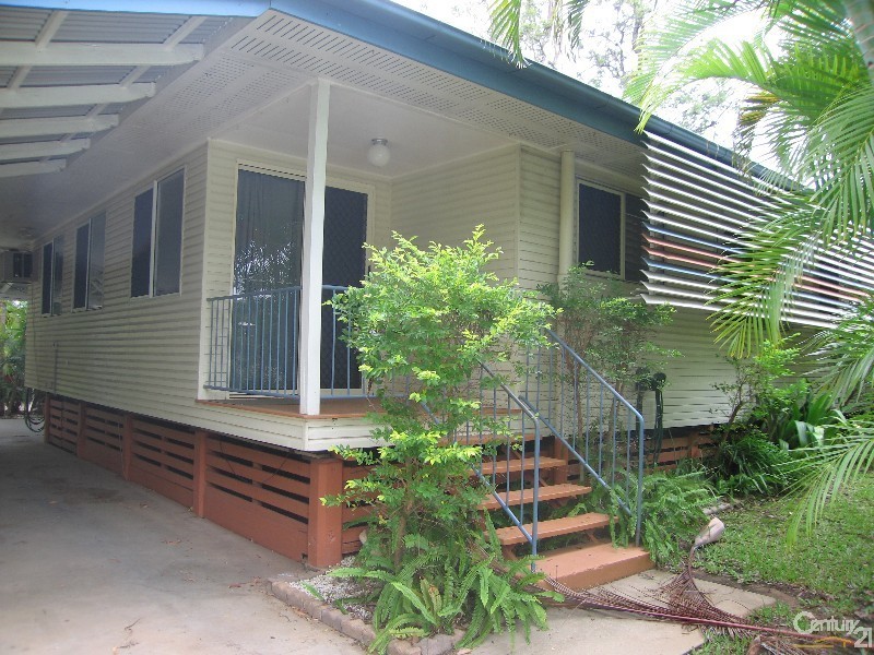 42 Wattle Street, Blackwater QLD 4717