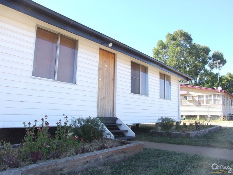 7 Dunning Street, Alpha QLD 4724