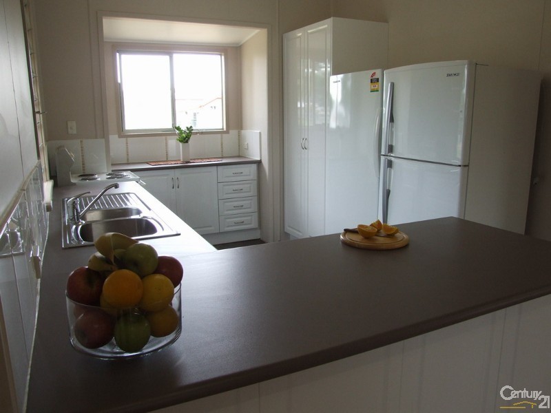 7 Dunning Street, Alpha QLD 4724