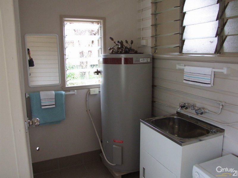 7 Dunning Street, Alpha QLD 4724