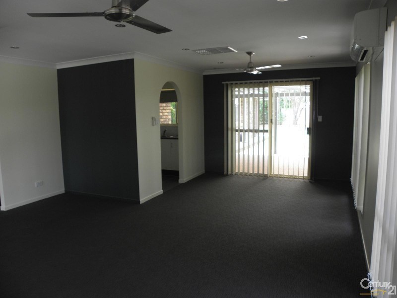 11 Louisa Street, Emerald QLD 4720