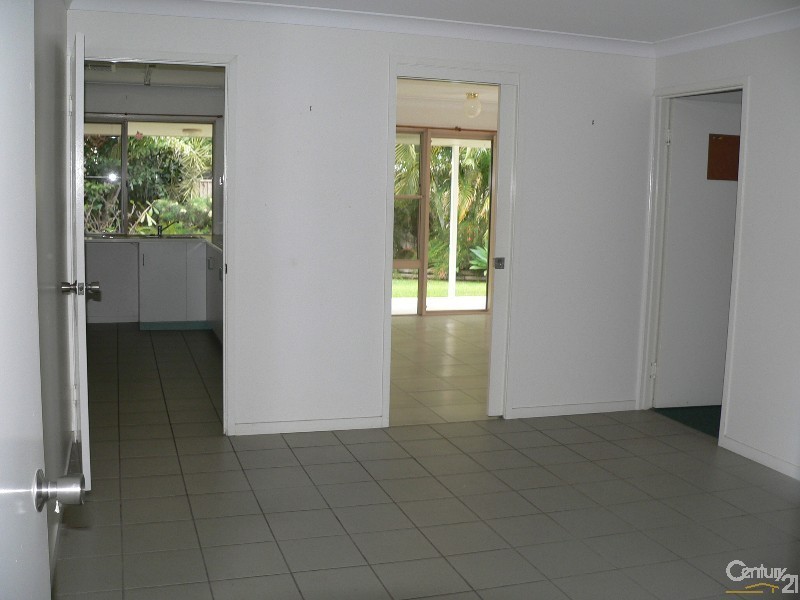 32 Jacqueline Drive, Emerald QLD 4720