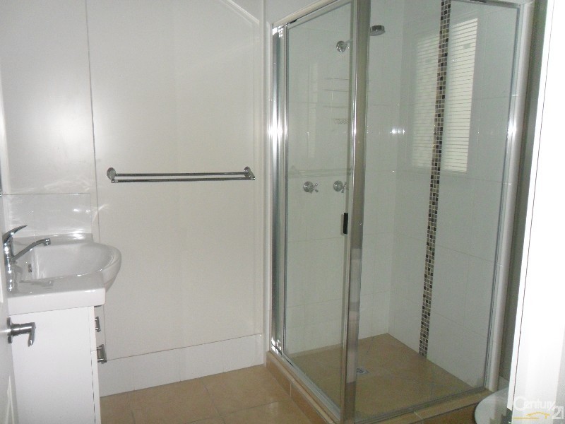 18 Deacon Drive, Blackwater QLD 4717