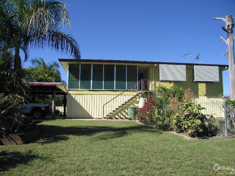 12 Pine Street, Blackwater QLD 4717