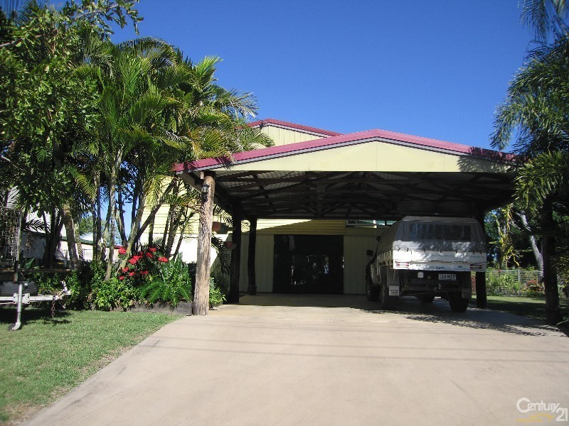 12 Pine Street, Blackwater QLD 4717