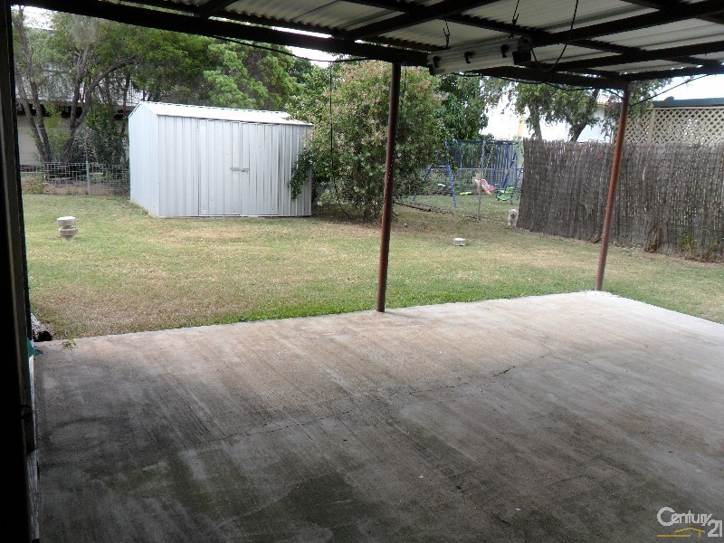 8 Bredhauer Street, Blackwater QLD 4717