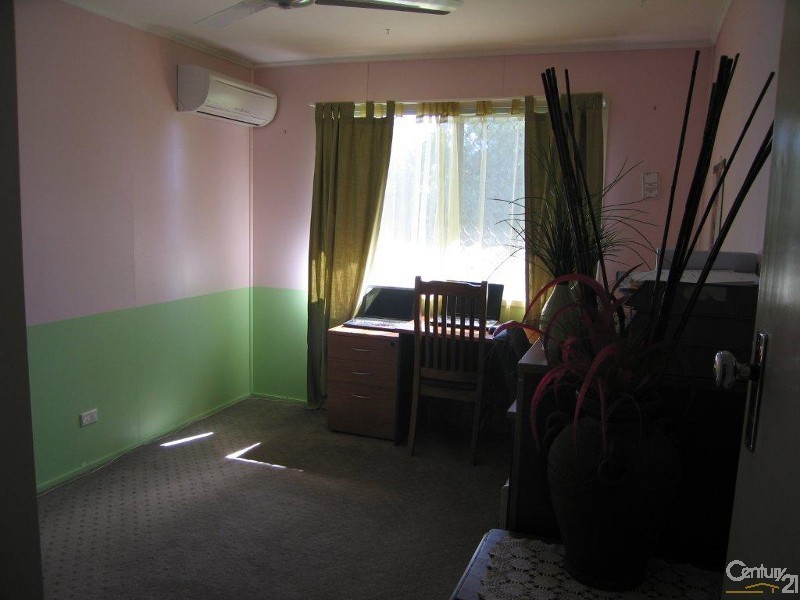 9 Boronia Street, Blackwater QLD 4717