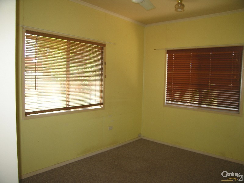 18 Bottletree Avenue, Blackwater QLD 4717