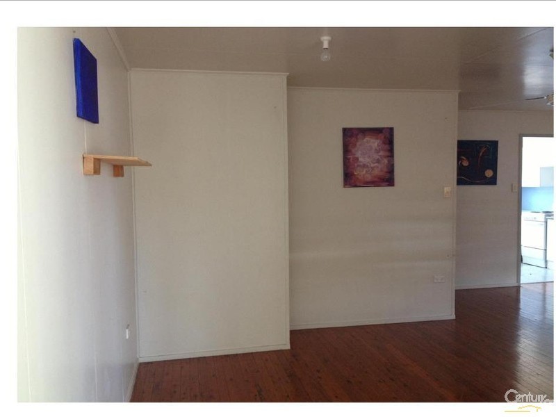 16 Boonery Street, Blackwater QLD 4717