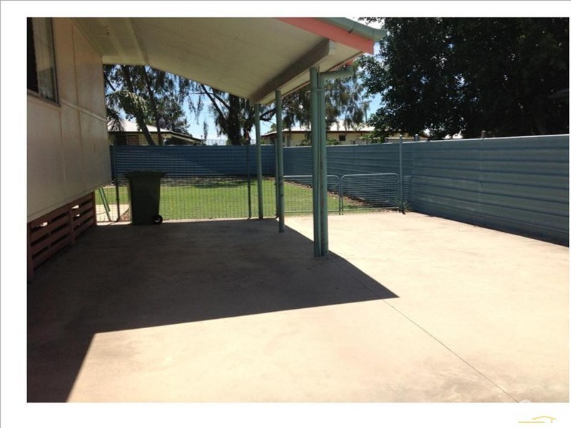 16 Boonery Street, Blackwater QLD 4717