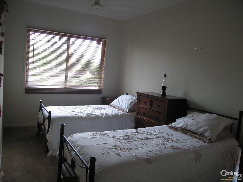 43 Campbell Street, Emerald QLD 4720