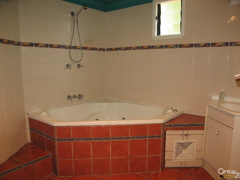 43 Campbell Street, Emerald QLD 4720