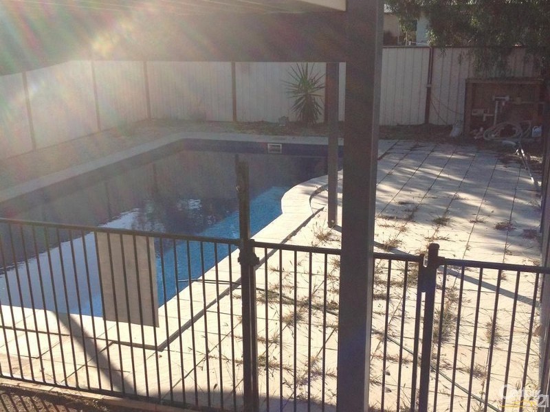 10 Boronia Street, Blackwater QLD 4717