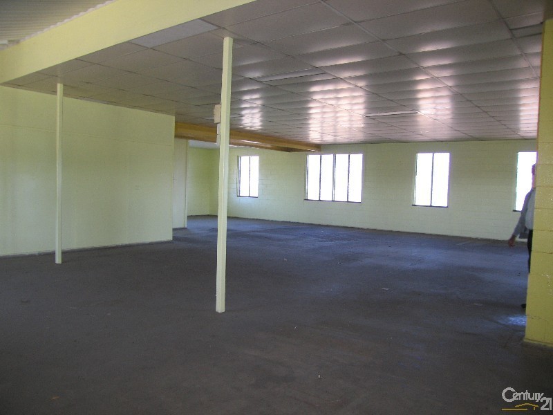 12 Wey Street, Blackwater QLD 4717