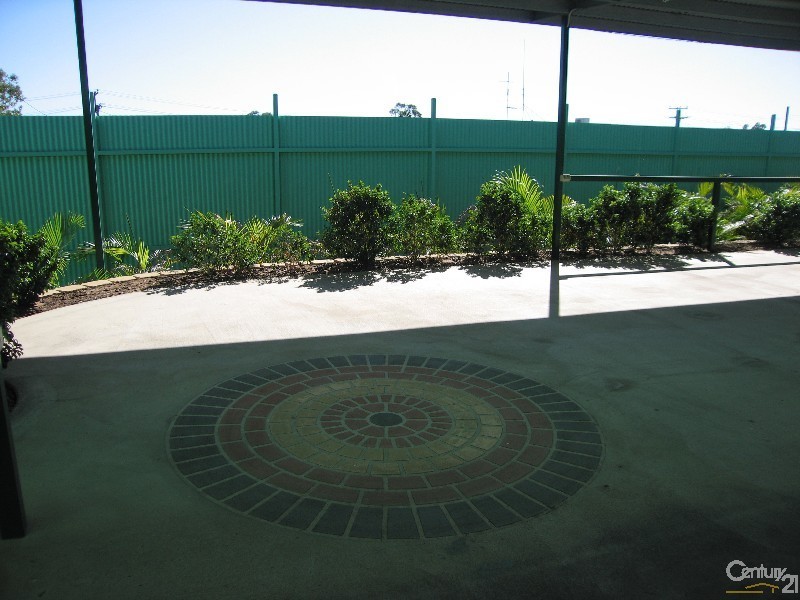 12 Wey Street, Blackwater QLD 4717