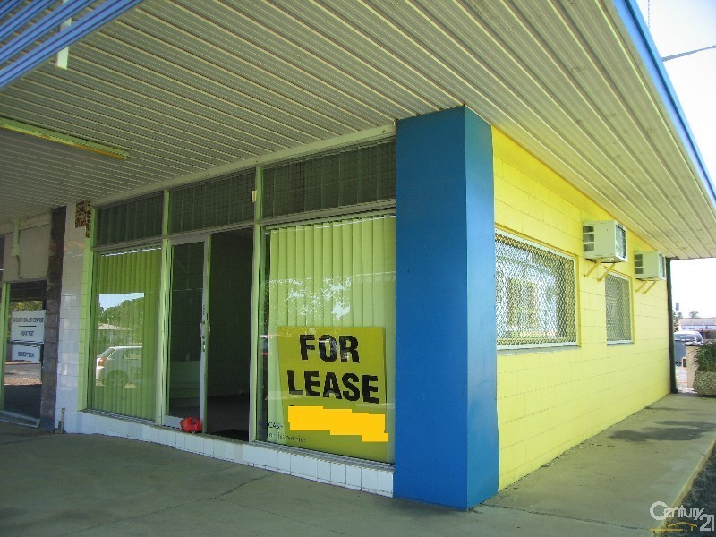 1 Arnold Lane, Blackwater QLD 4717