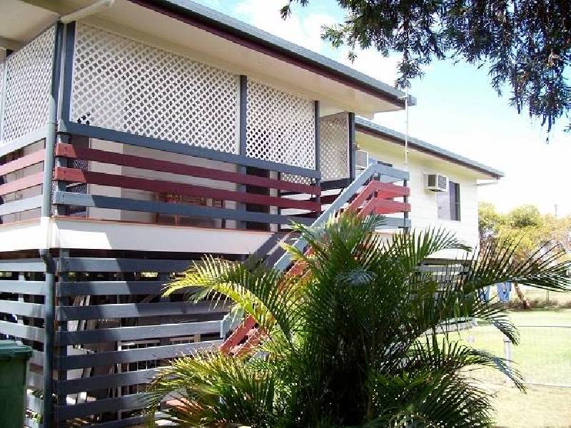 39 Arthur Street, Blackwater QLD 4717