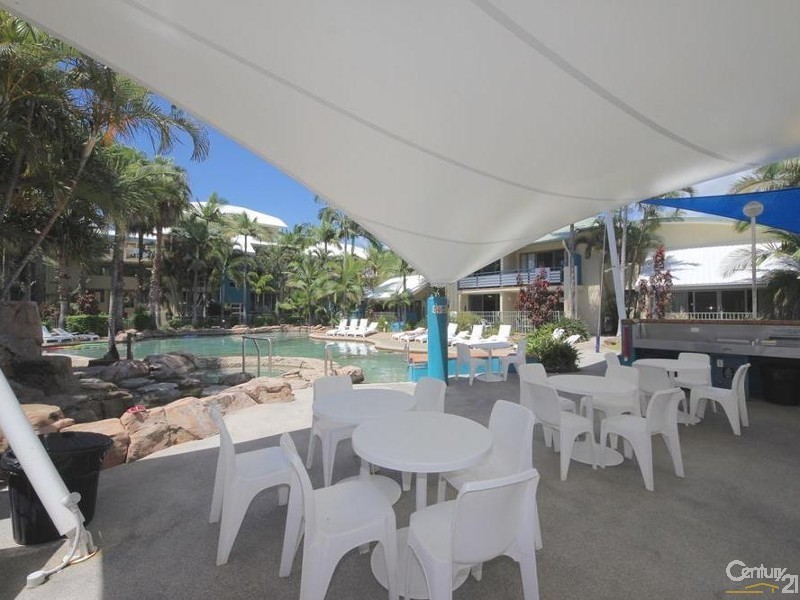 130/10 Alexandra Avenue, Mermaid Beach QLD 4218