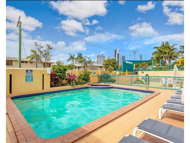 26/40-46 Burra Street, Chevron Island QLD 4217