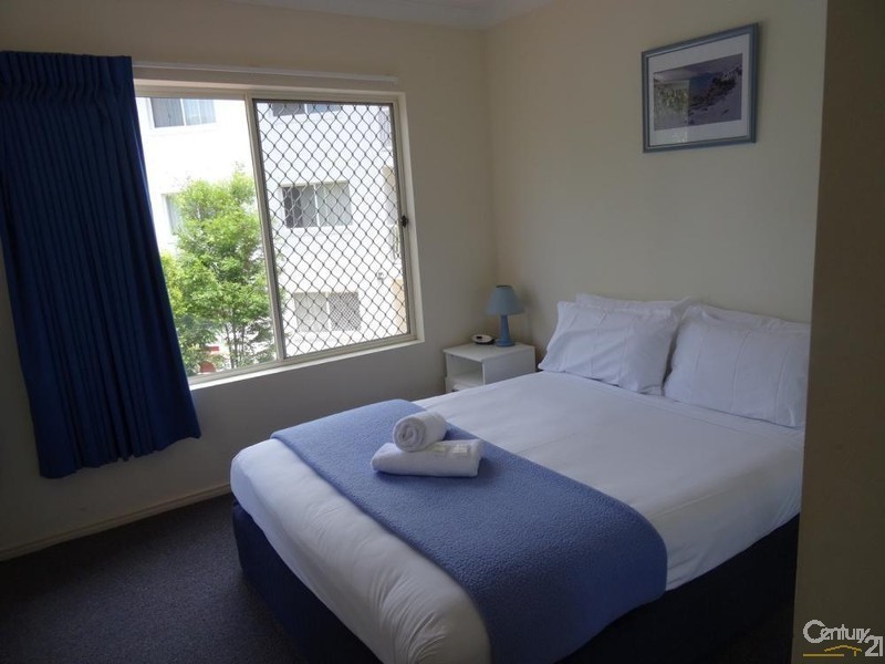 26/40-46 Burra Street, Chevron Island QLD 4217