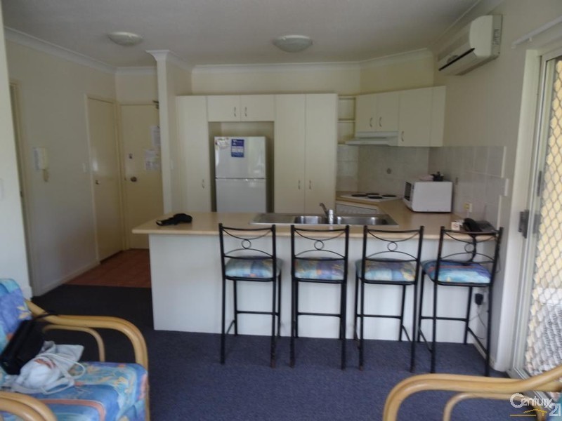 26/40-46 Burra Street, Chevron Island QLD 4217