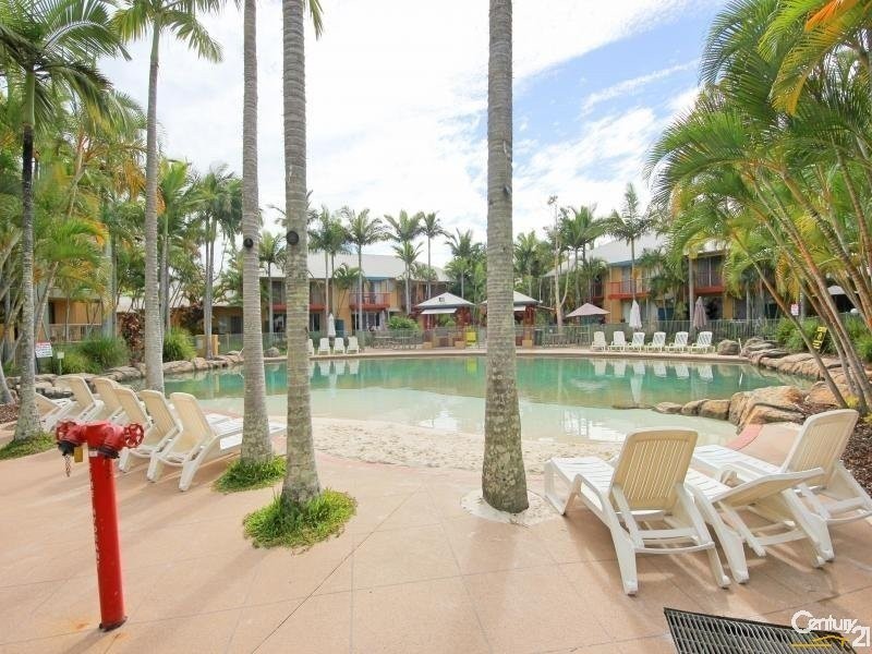 31/2320 Gold Coast Highway, Mermaid Beach QLD 4218