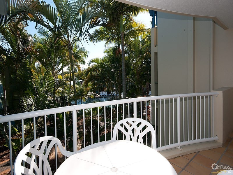 141/10 Alexandra Avenue, Mermaid Beach QLD 4218