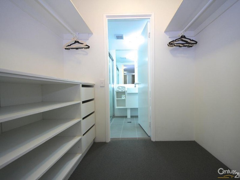 141/10 Alexandra Avenue, Mermaid Beach QLD 4218