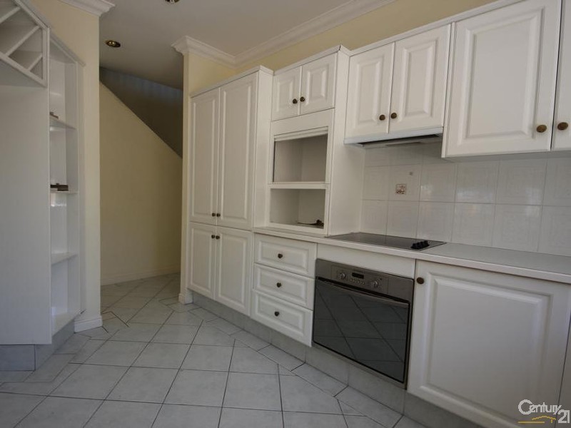 1/130 The Esplanade, Paradise Point QLD 4216