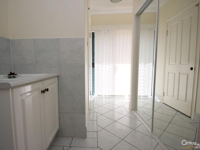 1/130 The Esplanade, Paradise Point QLD 4216