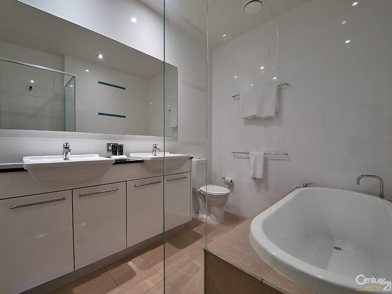 2405/22 Surf Parade,, Broadbeach QLD 4218