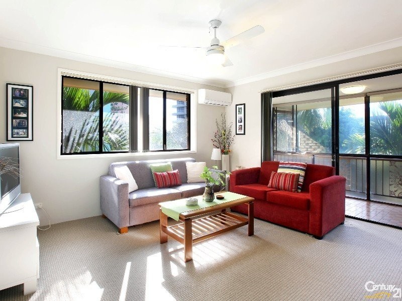 6/118 Surf Parade, Broadbeach QLD 4218