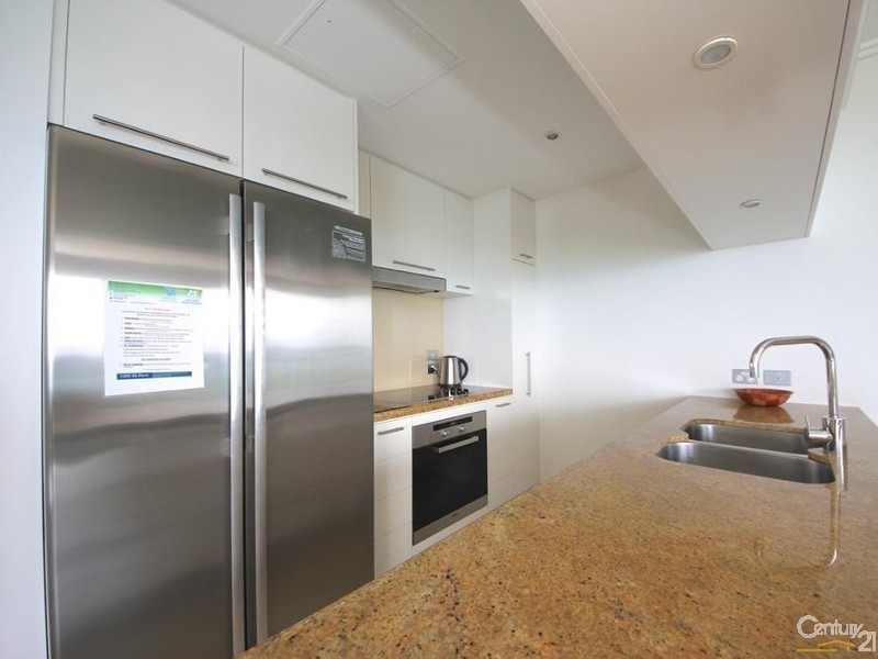 27/173 Old Burleigh Road, Broadbeach QLD 4218