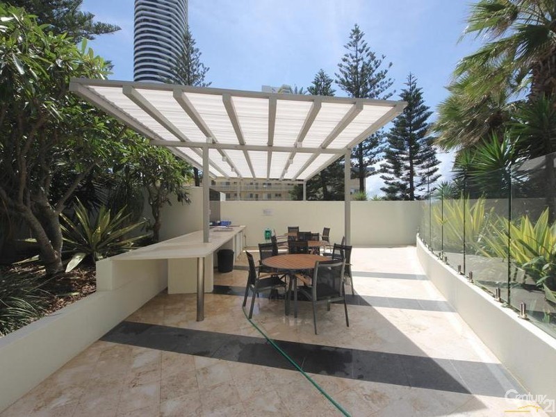 27/173 Old Burleigh Road, Broadbeach QLD 4218