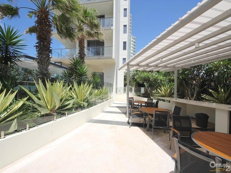 27/173 Old Burleigh Road, Broadbeach QLD 4218