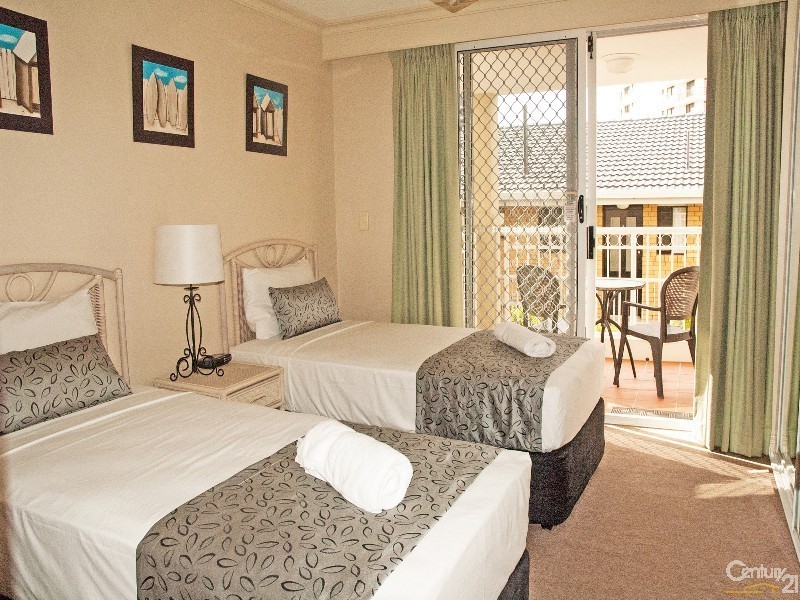 122 Old Burleigh Road, Broadbeach QLD 4218