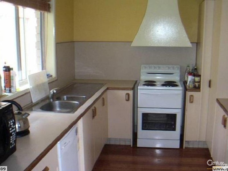 5/143 Surf Parade, Broadbeach QLD 4218