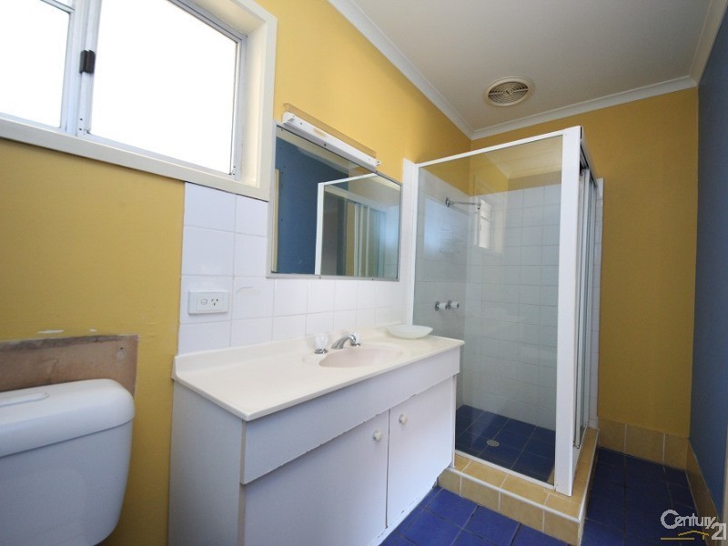 5/143 Surf Parade, Broadbeach QLD 4218