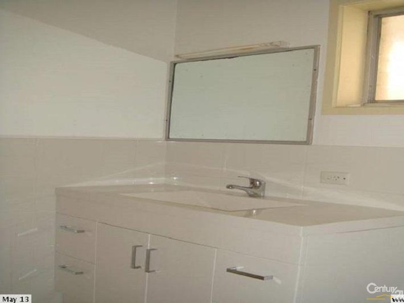 5/143 Surf Parade, Broadbeach QLD 4218