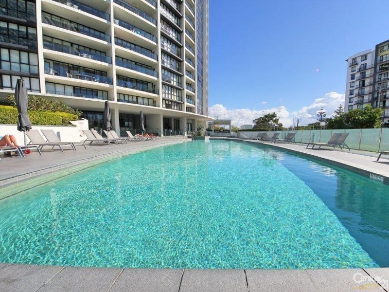 2404/22 Surf Parade, Broadbeach QLD 4218