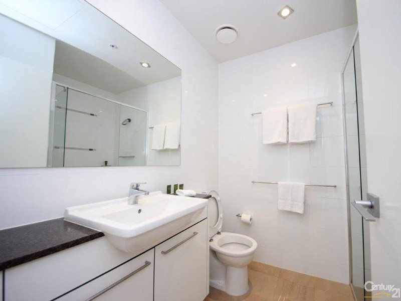 2404/22 Surf Parade, Broadbeach QLD 4218