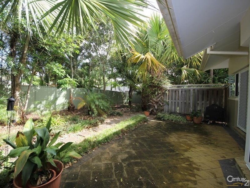 1/16 Crescent Avenue, Mermaid Beach QLD 4218