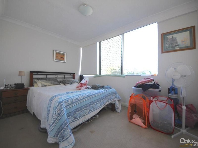 12/220 Surf Parade, Surfers Paradise QLD 4217