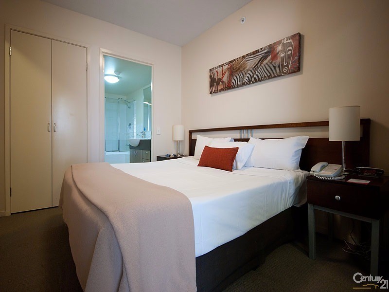 808/42 Surf Parade, Broadbeach QLD 4218