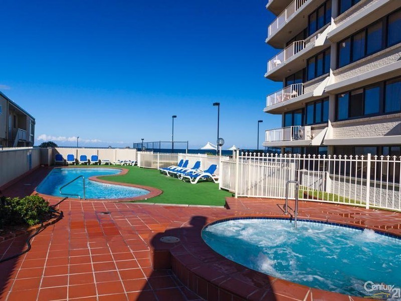 50 Old Burleigh Rd, Surfers Paradise QLD 4217